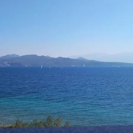 Edgewater Lefkada * Νικιάνα